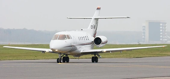 Hawker Beechcraft 800